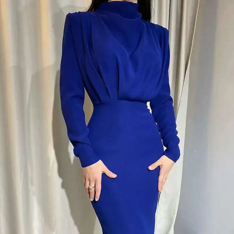 ZAYRA | Midi-jurk met colkraag en elegante belijning