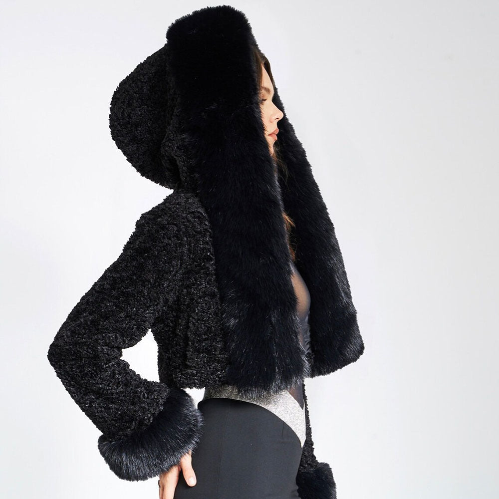 Cropped faux fur jas voor een glamoureuze winterlook