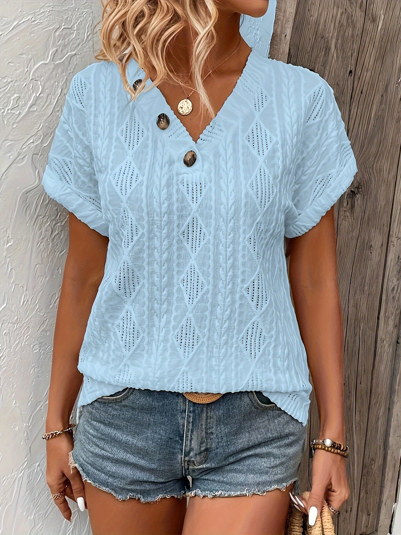 ALMA | Gebreide V-Hals Top met Knoopdetail