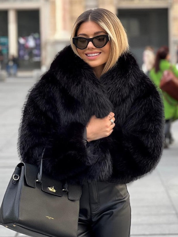 Luxe pluche dames winterjas met turn-down kraag | Trendy kort model