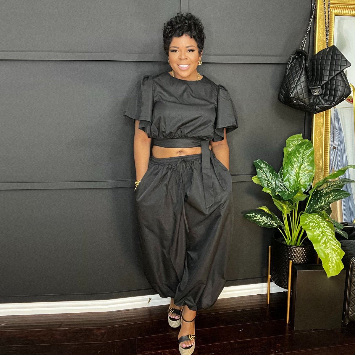 CAMILA | Statement Jogger Set met Peplum Details