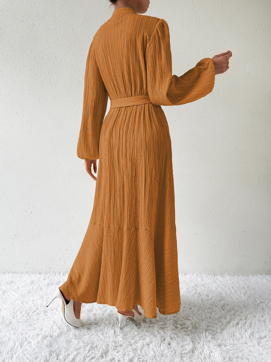 MAUREEN | Jurk met Lange Mouwen en Tailleaccent