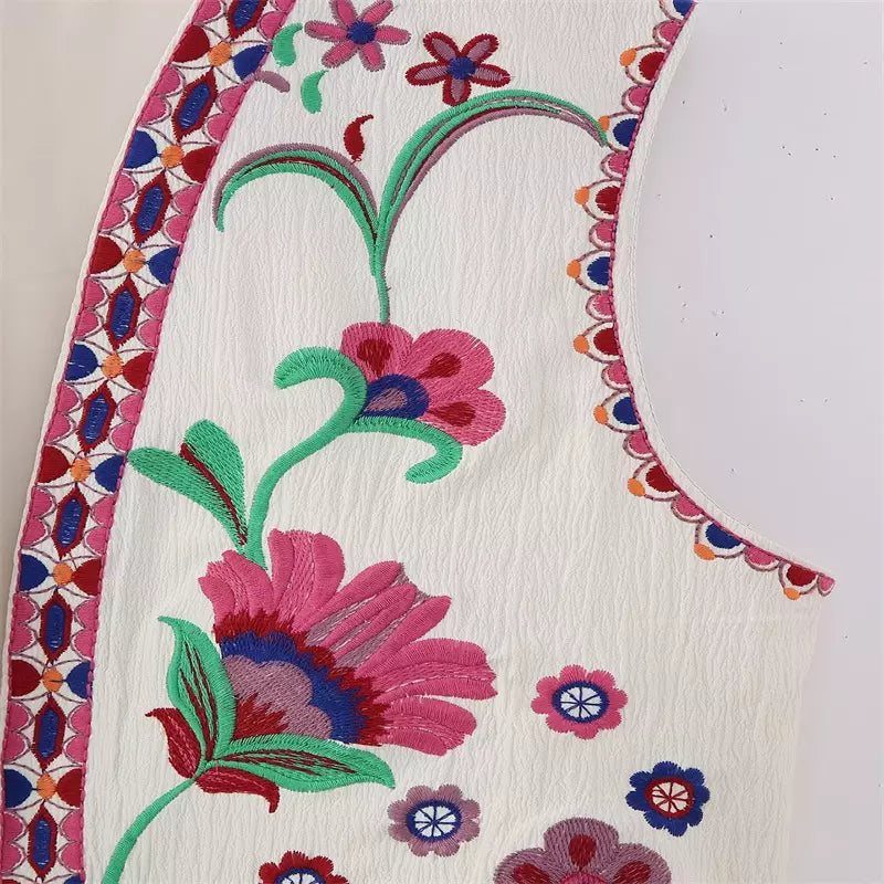 ZARIA | Geborduurd Gilet met Blauwe Bloemen