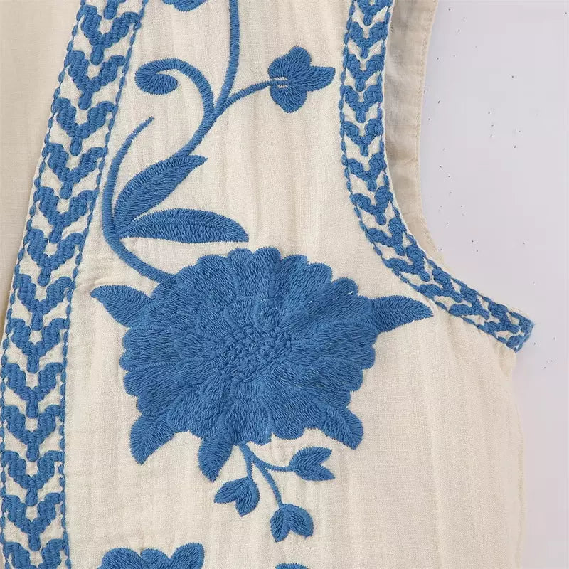 ZARIA | Geborduurd Gilet met Blauwe Bloemen