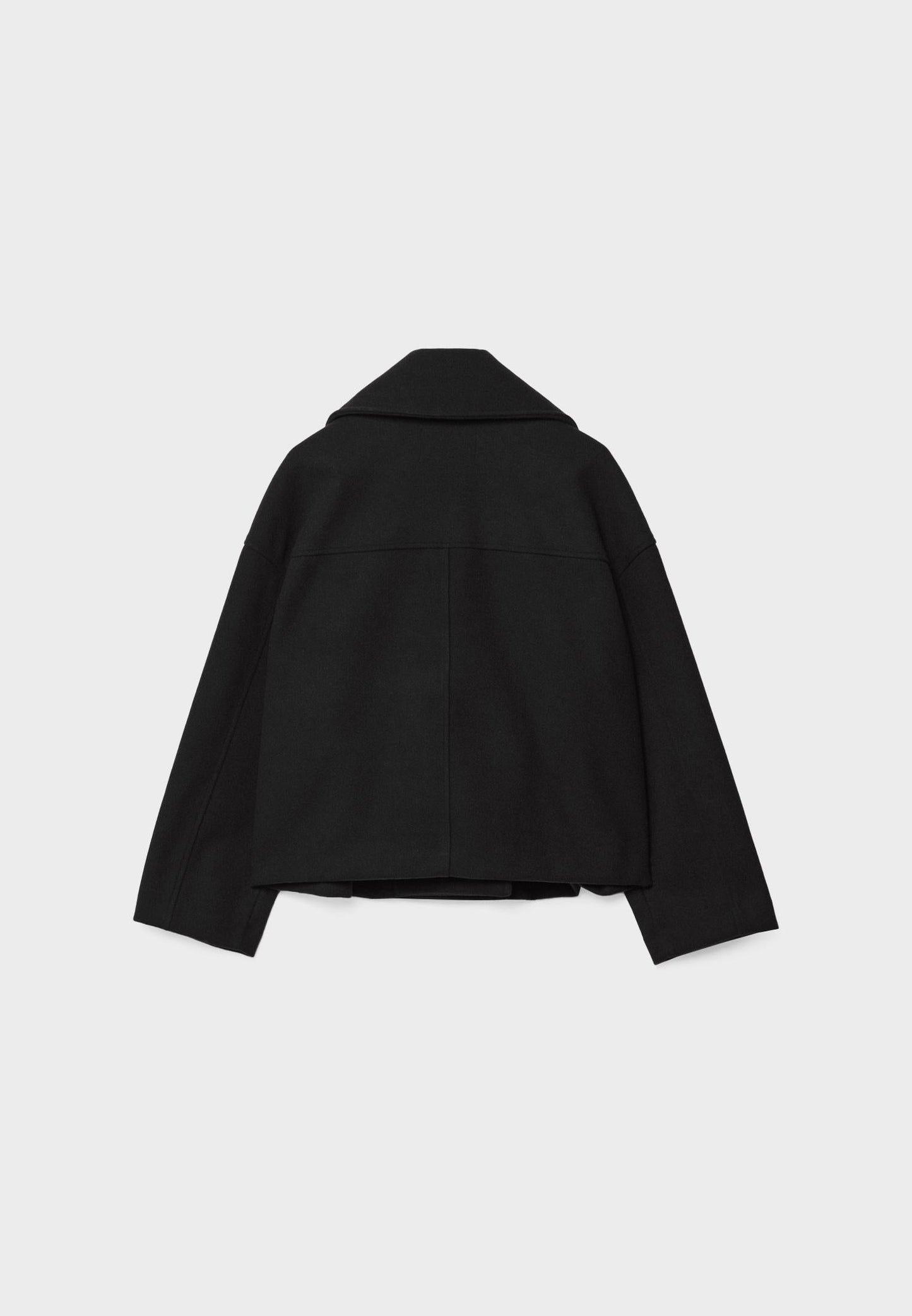 Chique korte damesjas met dubbele knopen | Cropped double-breasted mantel