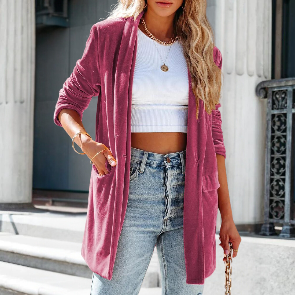 Velveta – Zomerse Fluwelen Jas in Elegante Stijl