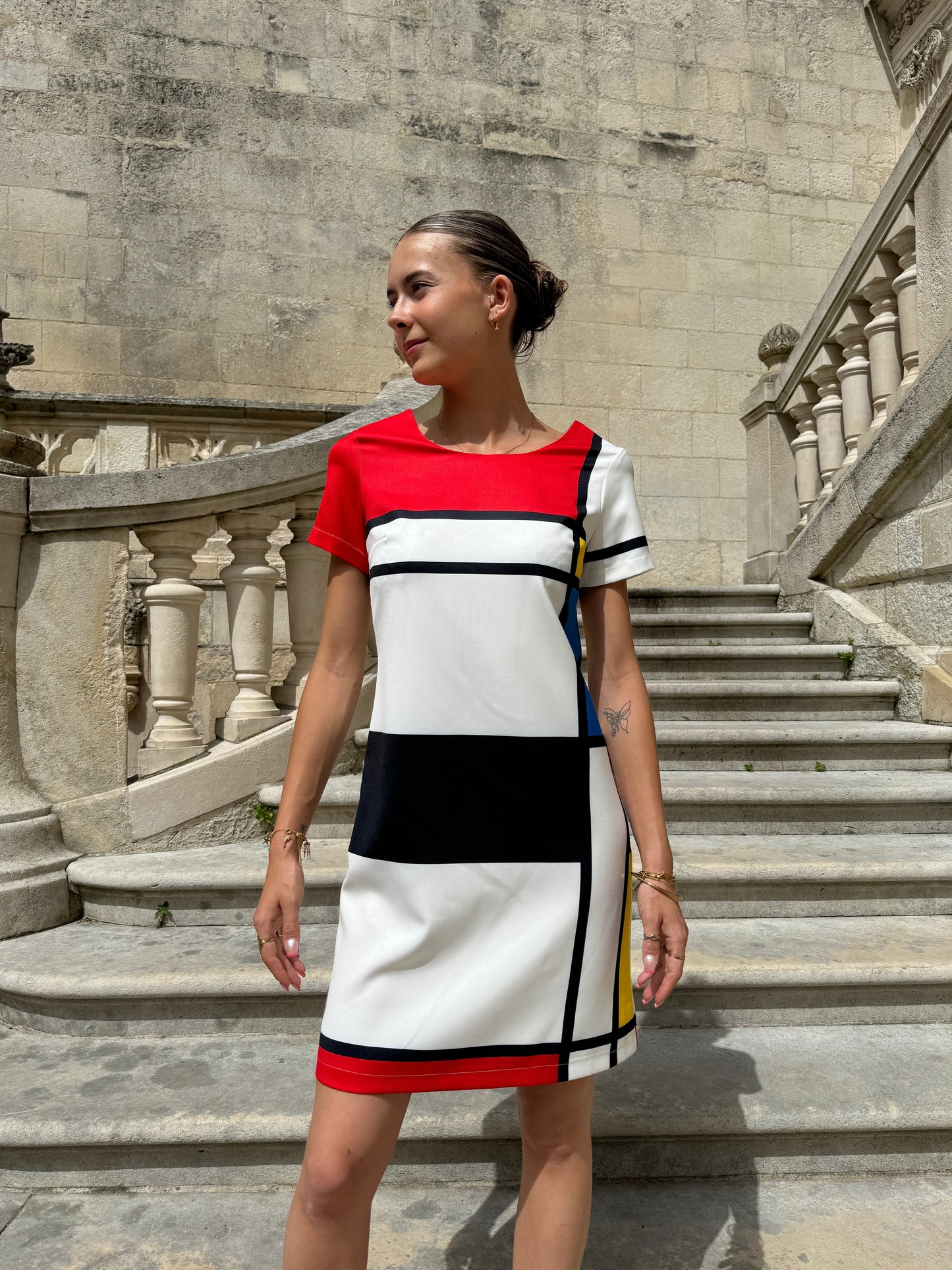 Lina – Retro Mini Jurk met Mondriaanprint