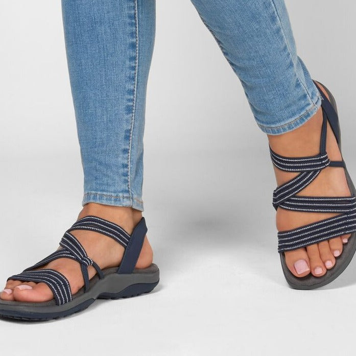 Aluna | Elegante Zomersandalen met Kruisbandontwerp