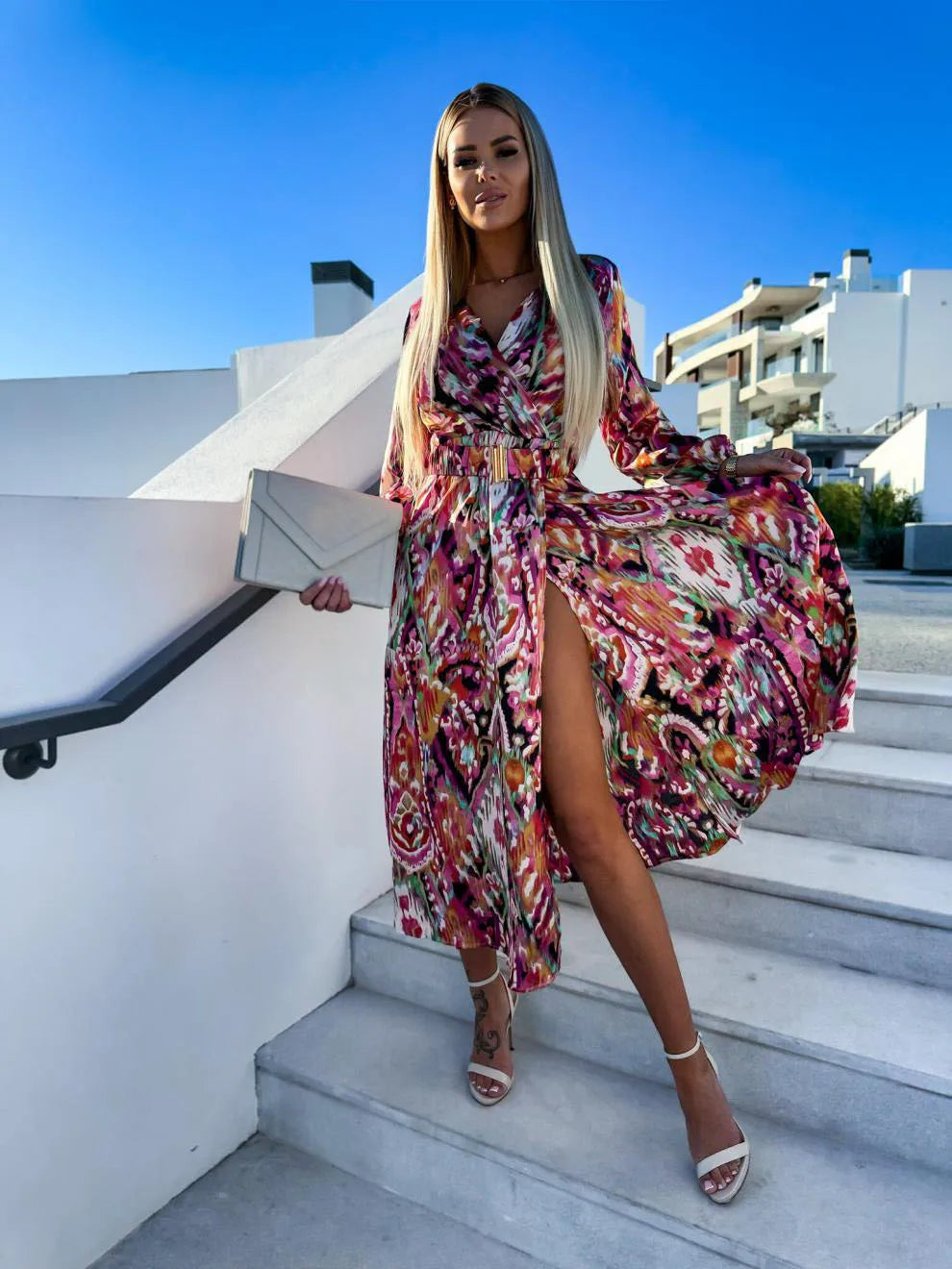 KALIA | Elegante Jurk met Hoge Split en Tailleaccent
