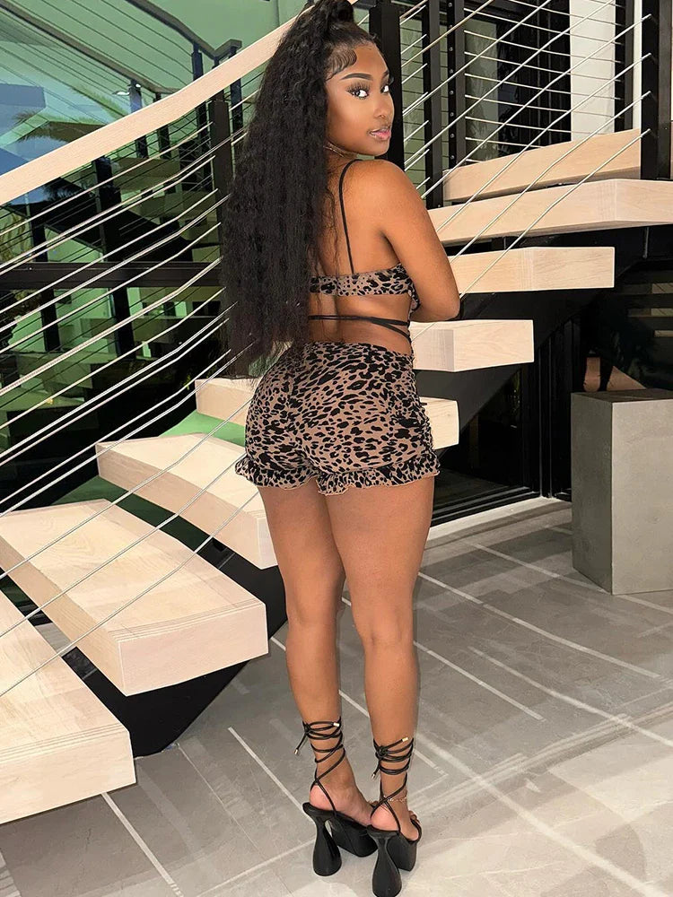 Wild Elegance – Leopard Romper met Luxe Flocking
