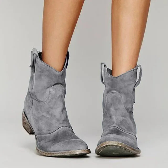 WYNONA | Cowboy Enkellaarsjes met Borduurdetails en Stoere Twist