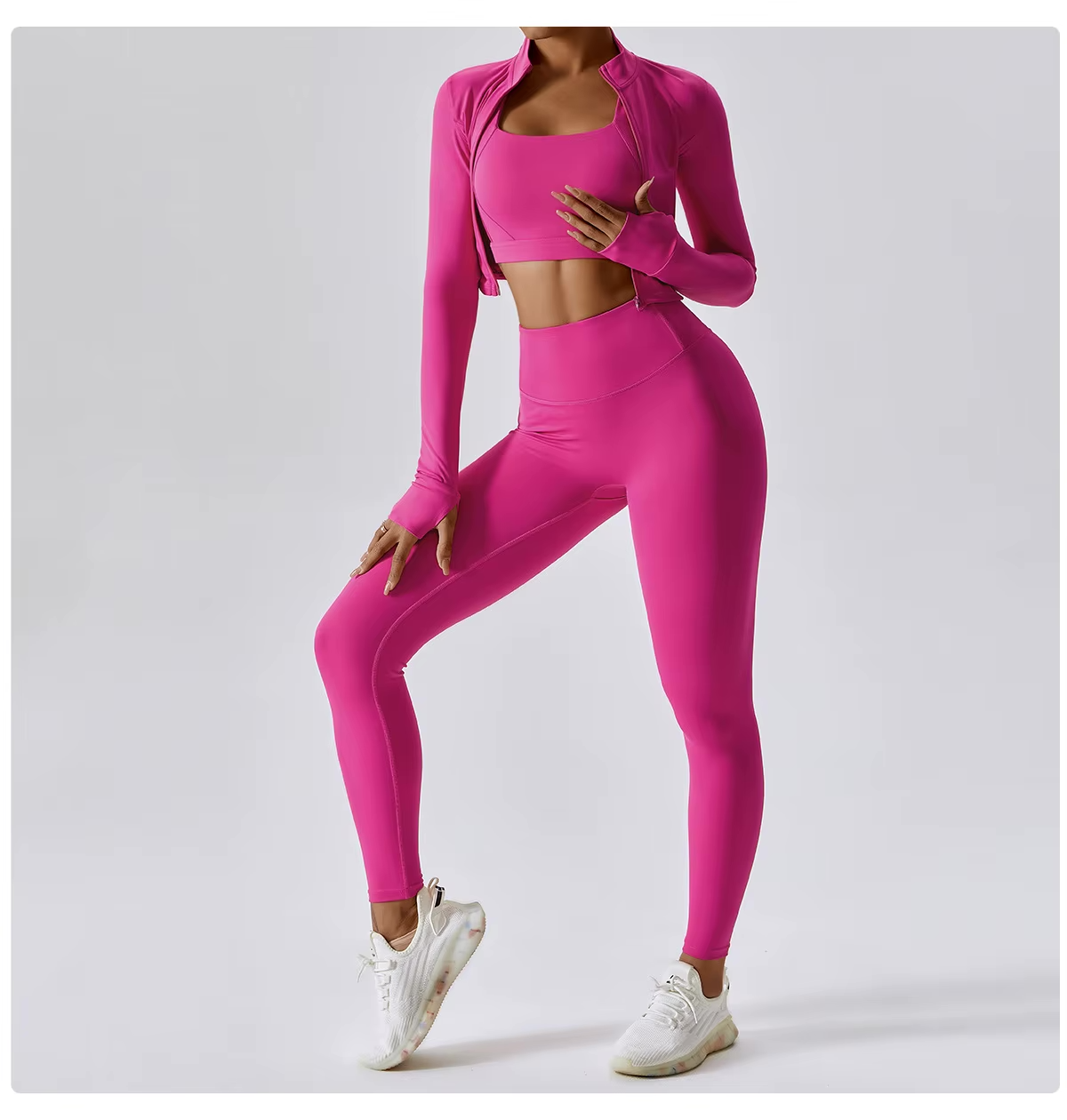 NYRA | Naadloze Sportset met Sculptende Pasvorm en Ademend Comfort