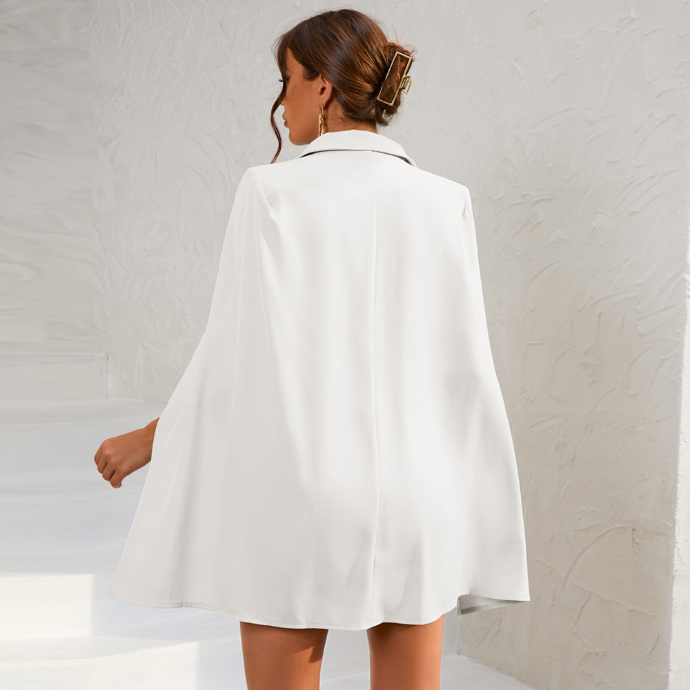 Sloane | Zwarte Cape Blazerjurk met Gouden Details