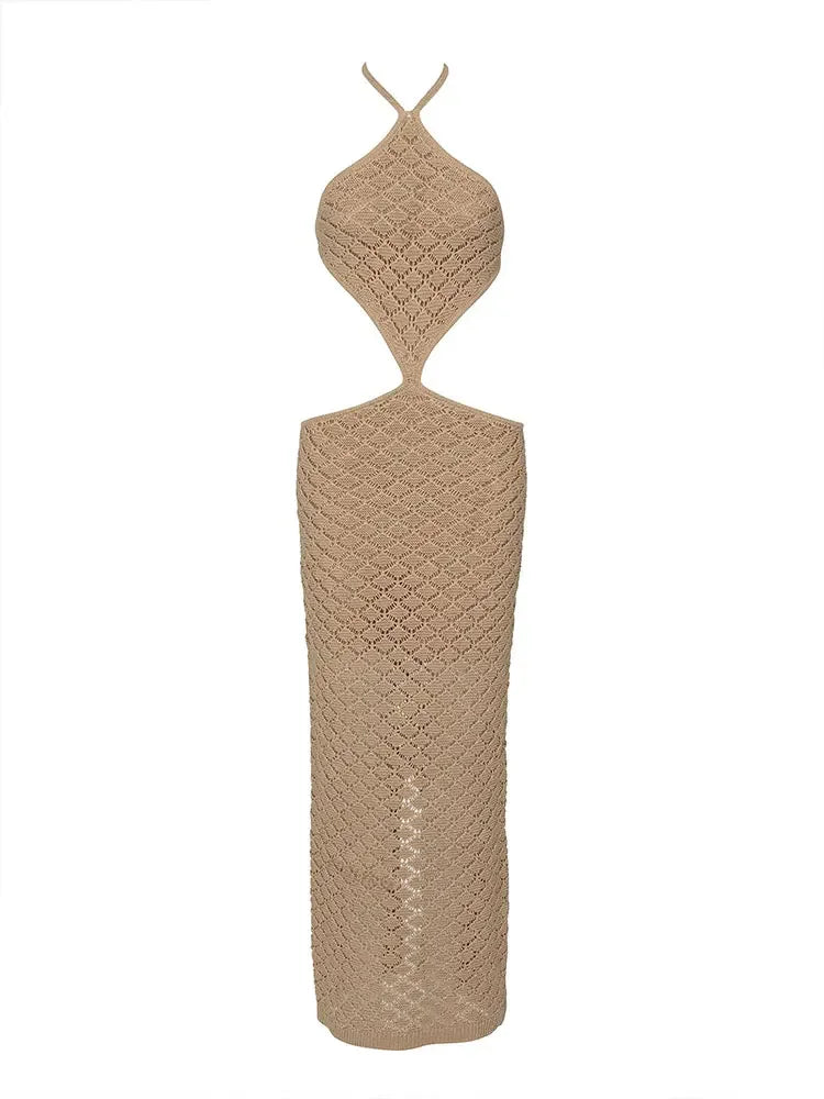 SOLENZA | Sexy backless zomerjurk met halternek en cut-out detail