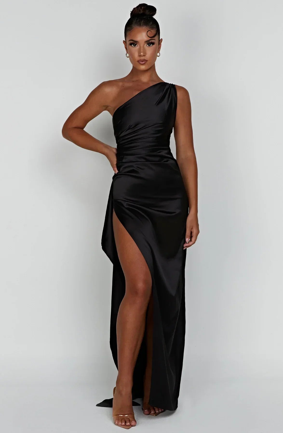 IRINA | Satijnen One-Shoulder Splitjurk voor Speciale Gelegenheden