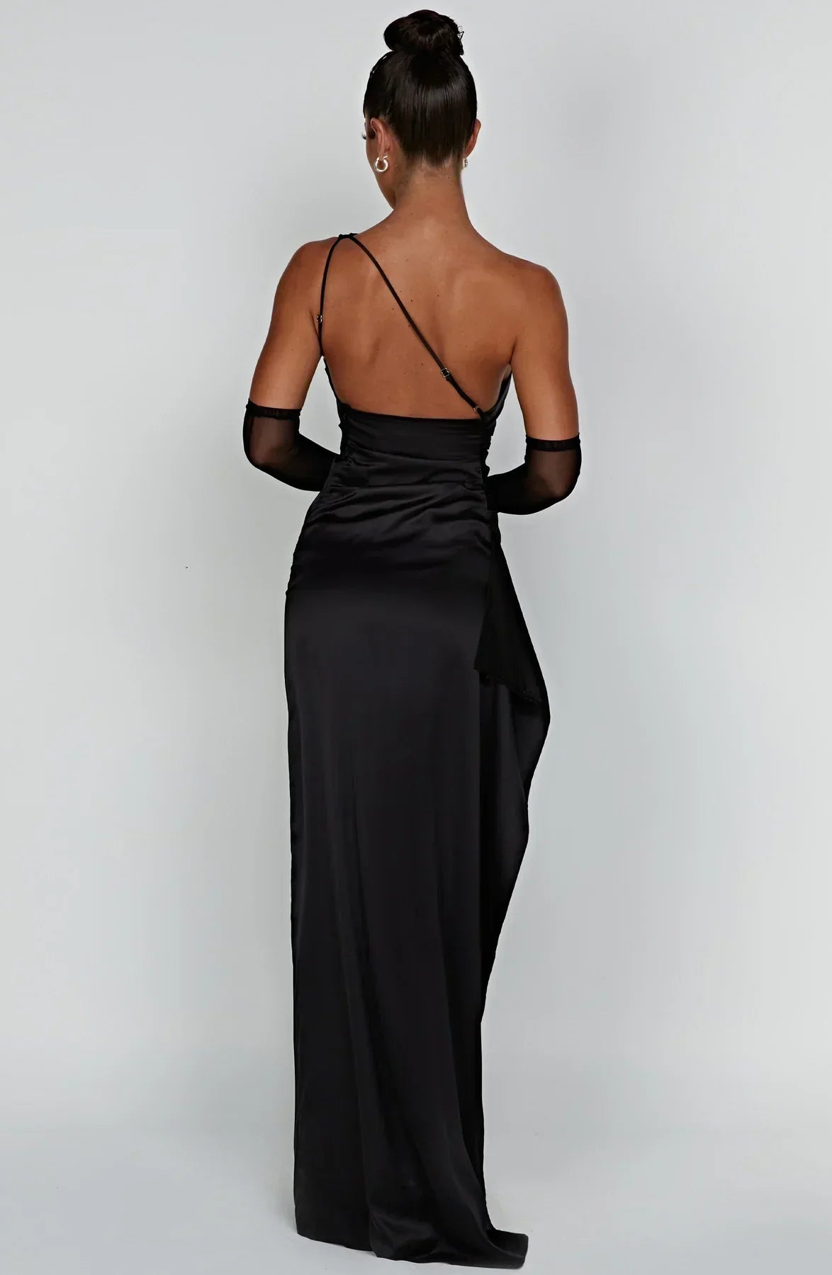 IRINA | Satijnen One-Shoulder Splitjurk voor Speciale Gelegenheden