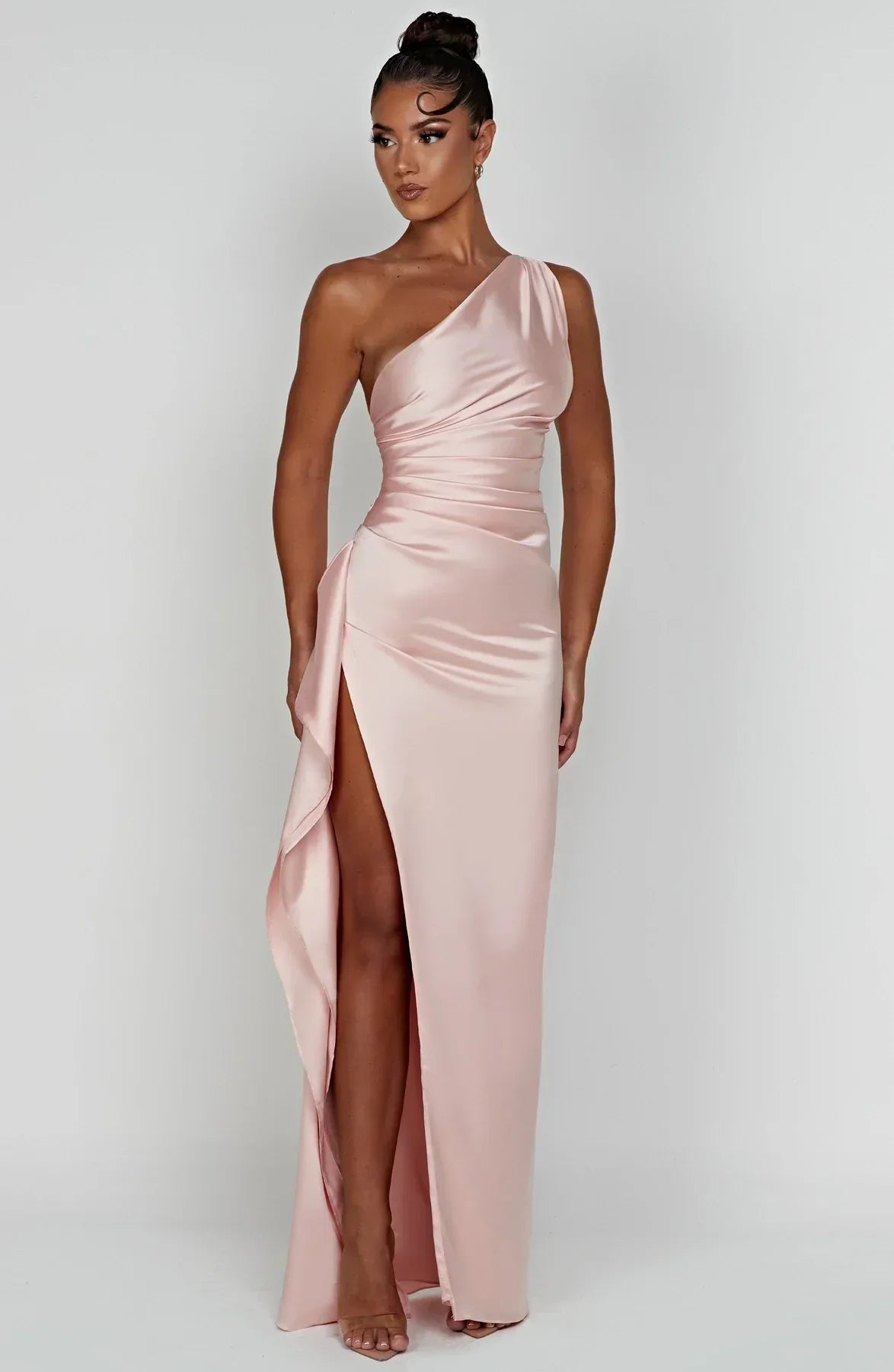 IRINA | Satijnen One-Shoulder Splitjurk voor Speciale Gelegenheden