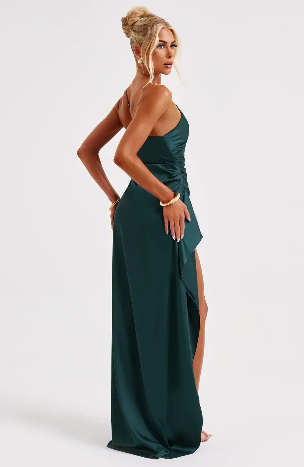 IRINA | Satijnen One-Shoulder Splitjurk voor Speciale Gelegenheden