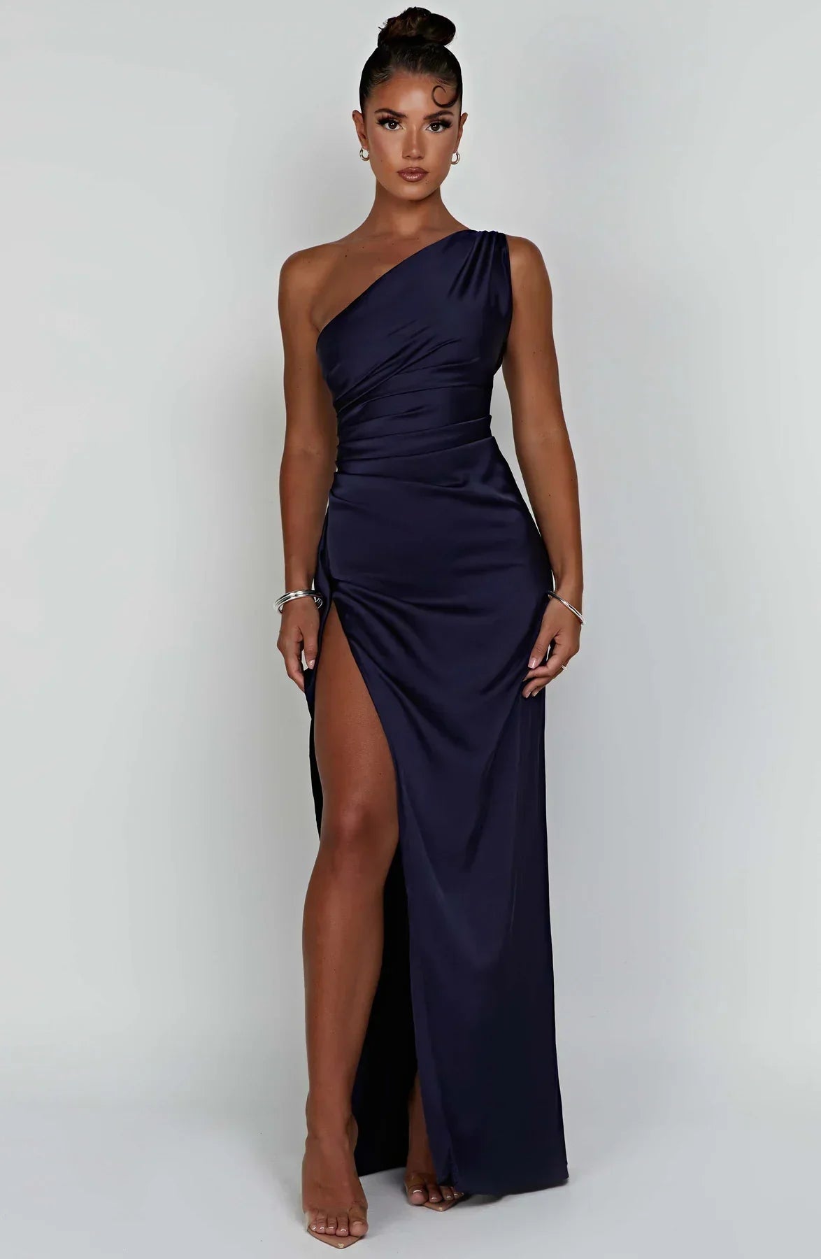 IRINA | Satijnen One-Shoulder Splitjurk voor Speciale Gelegenheden