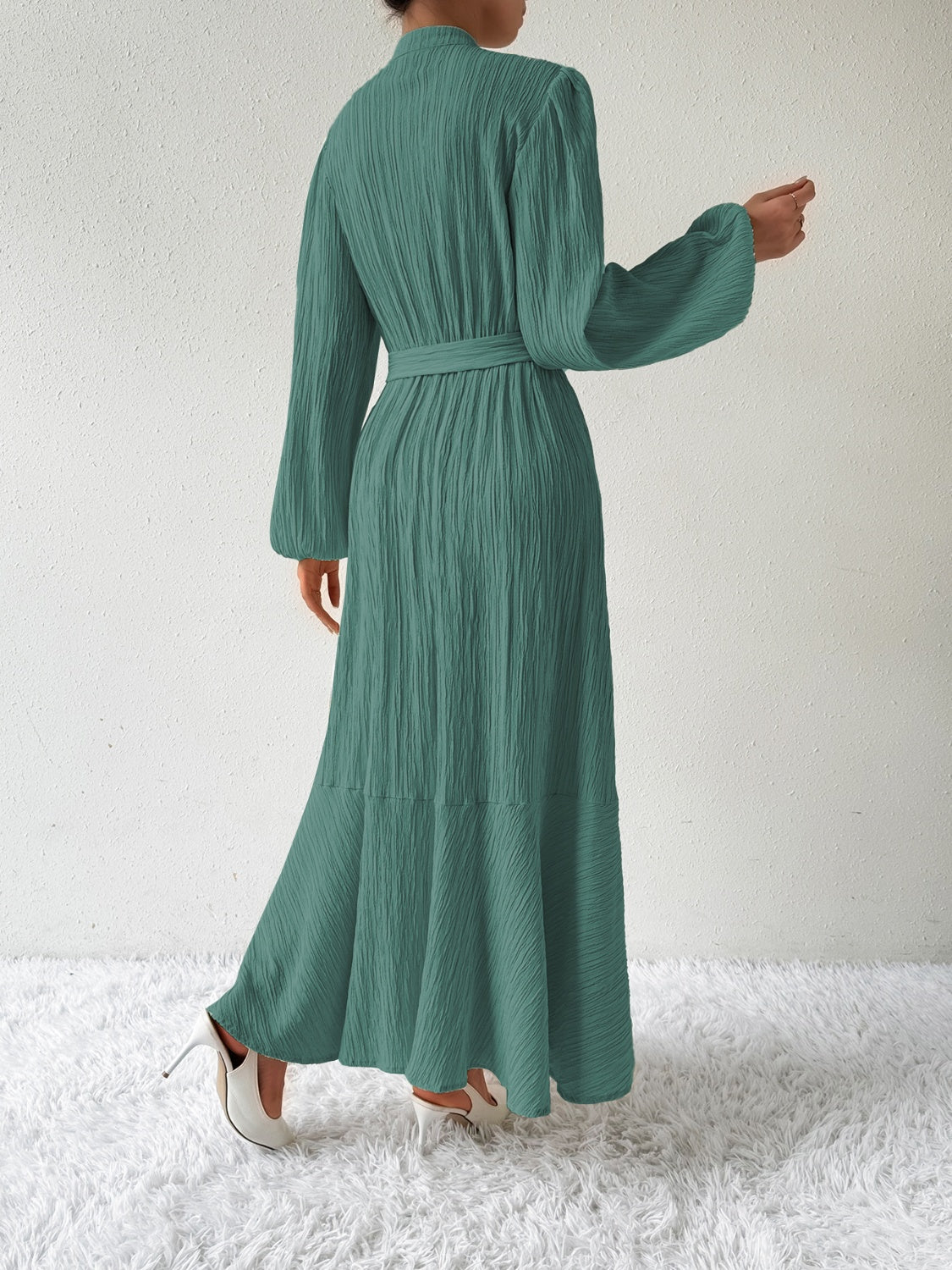 MAUREEN | Jurk met Lange Mouwen en Tailleaccent