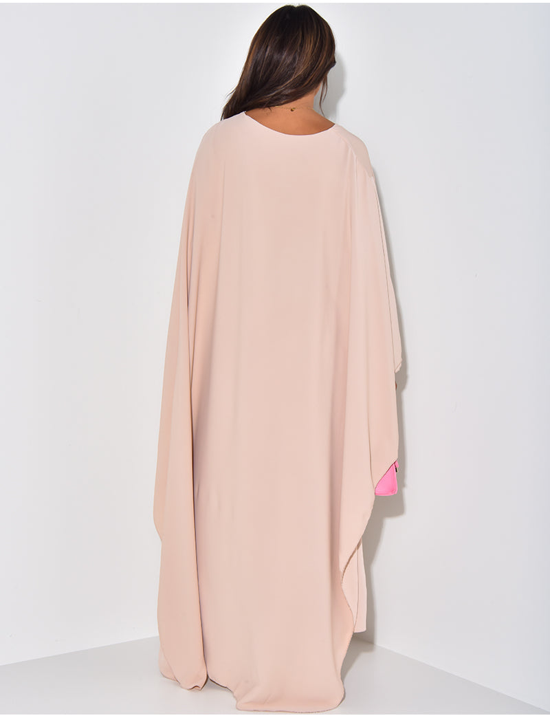 MARÉLIA | Cape-jurk met vloeiende pasvorm en verstelbare taille