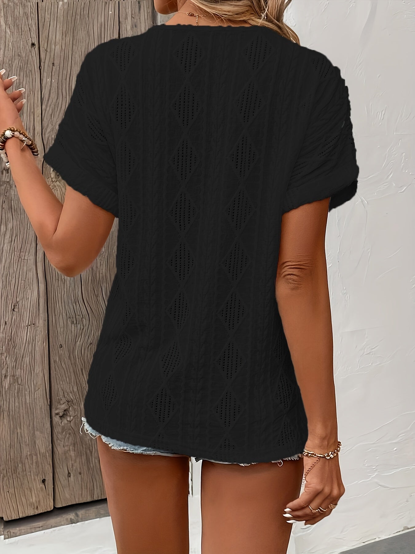 ALMA | Gebreide V-Hals Top met Knoopdetail