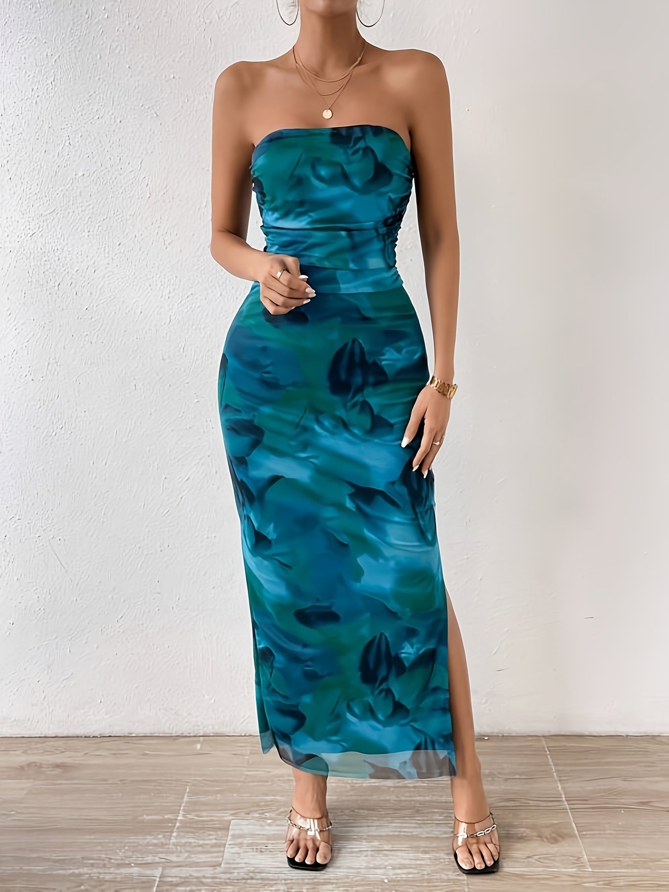 SERENNA | Strapless bodycon avondjurk met hoge split