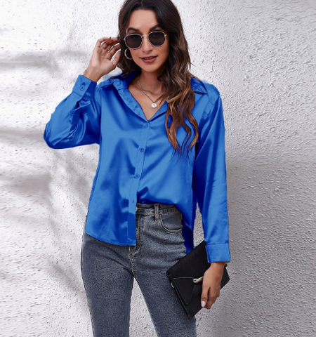 Esthere | Casual Satijnen Blouse met Knoopsluiting en Lange Mouwen