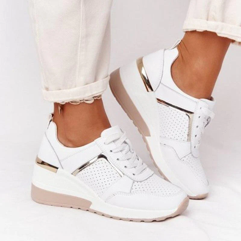 Selvona | Sneakers met Sleehak en Metallic Accenten