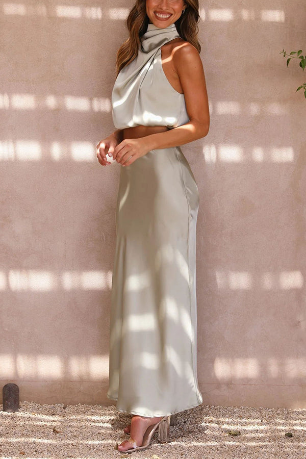 SALVINA | Satijnen Two-Piece Set met Haltertop & Vloeiende Maxi-Rok