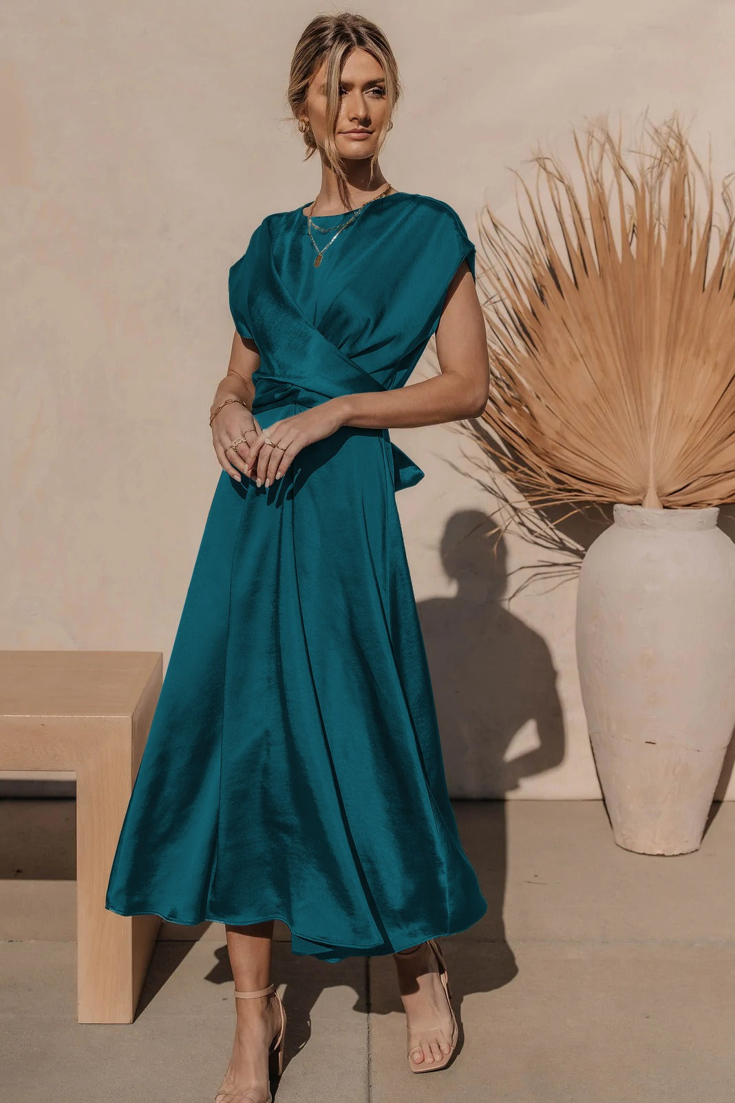 Elaria | Elegante Midi Avondjurk met Gelaagde Mouwen