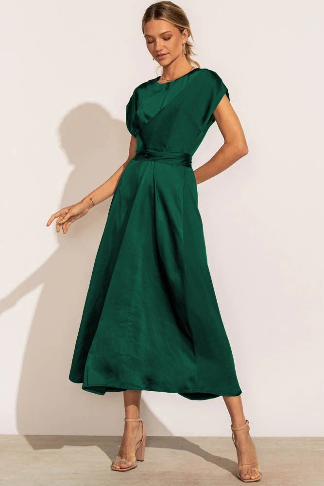 Elaria | Elegante Midi Avondjurk met Gelaagde Mouwen