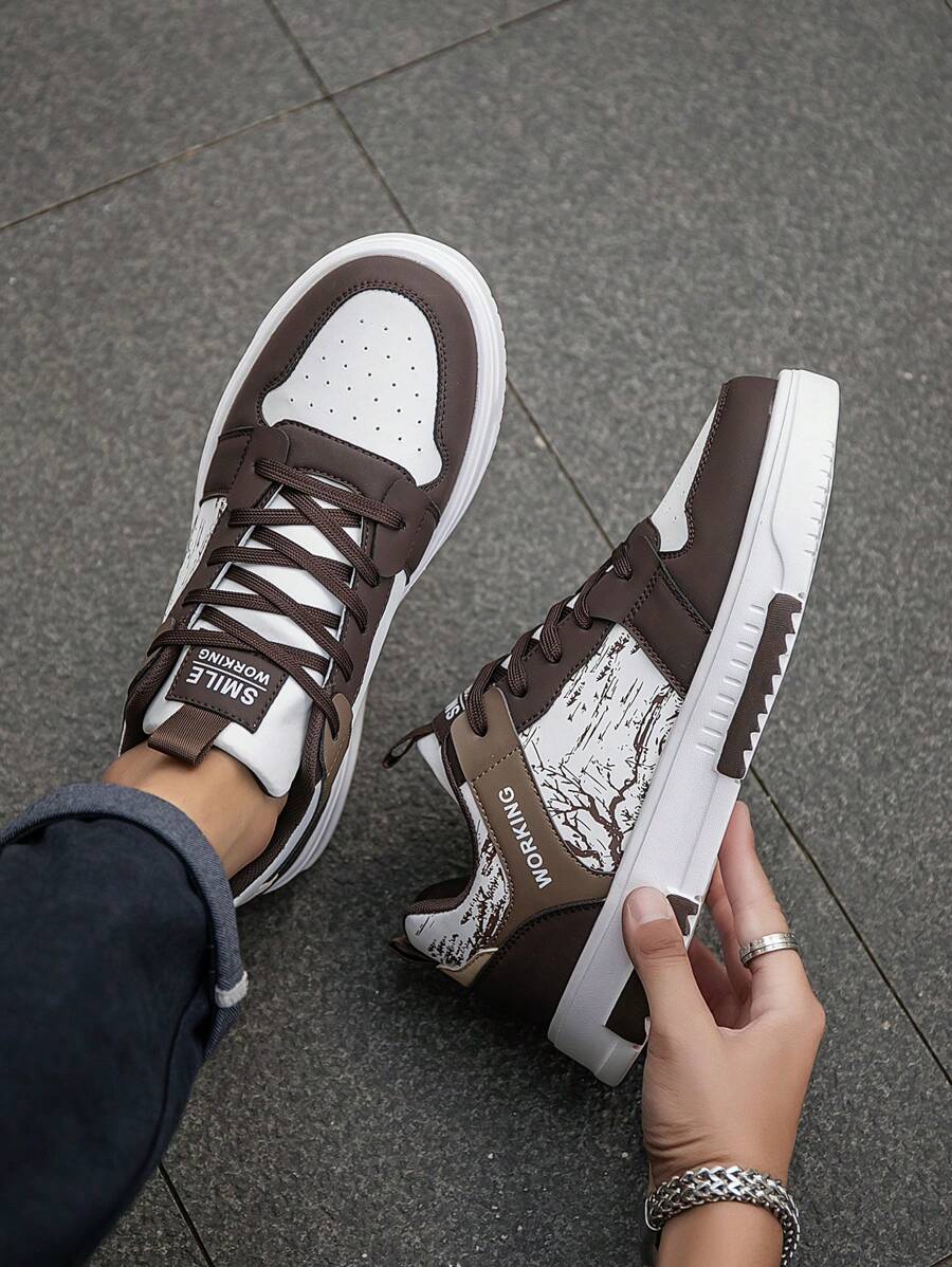 Beige heren sneakers met print – sportief, comfortabel en perfect voor elke dag