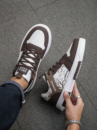 Beige heren sneakers met print – sportief, comfortabel en perfect voor elke dag