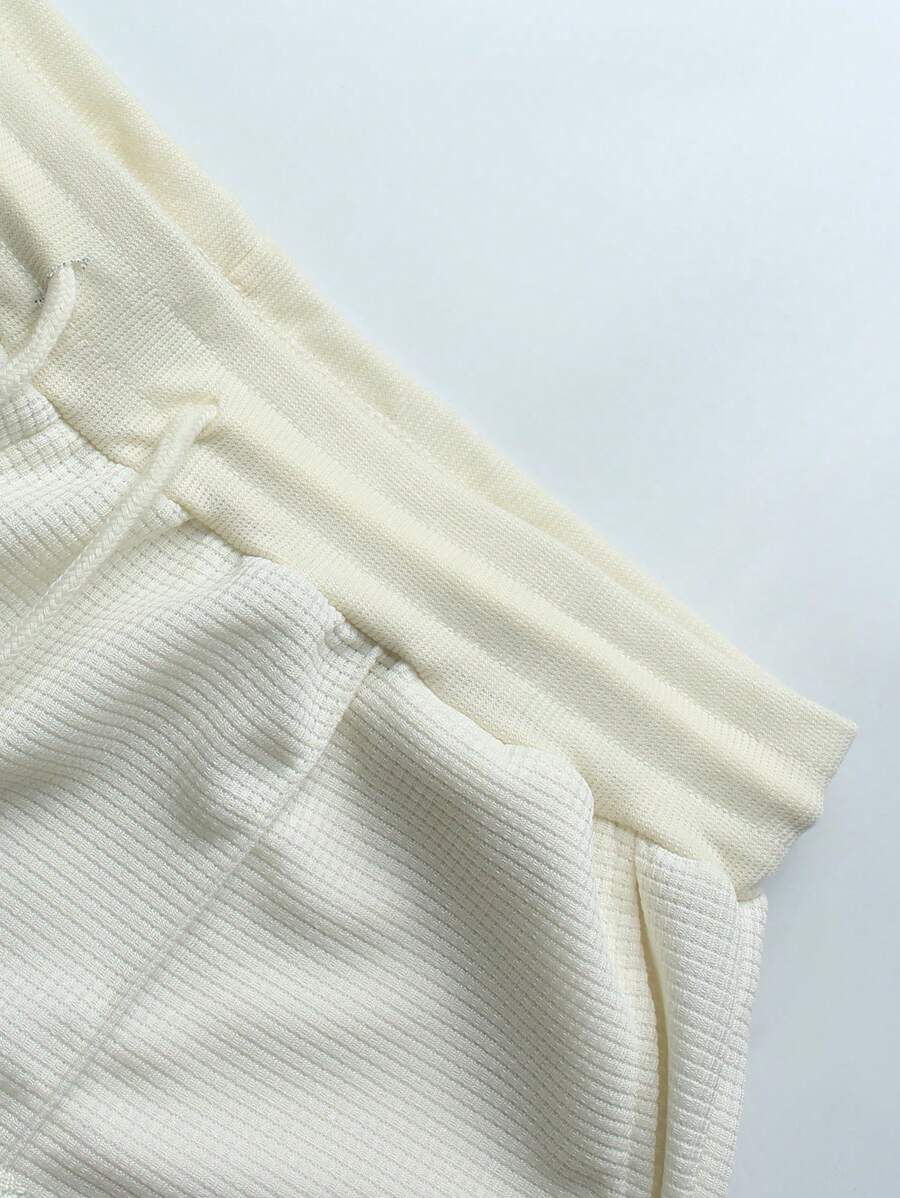 Beige heren polo & shorts set – minimalistische zomerset met relaxte uitstraling