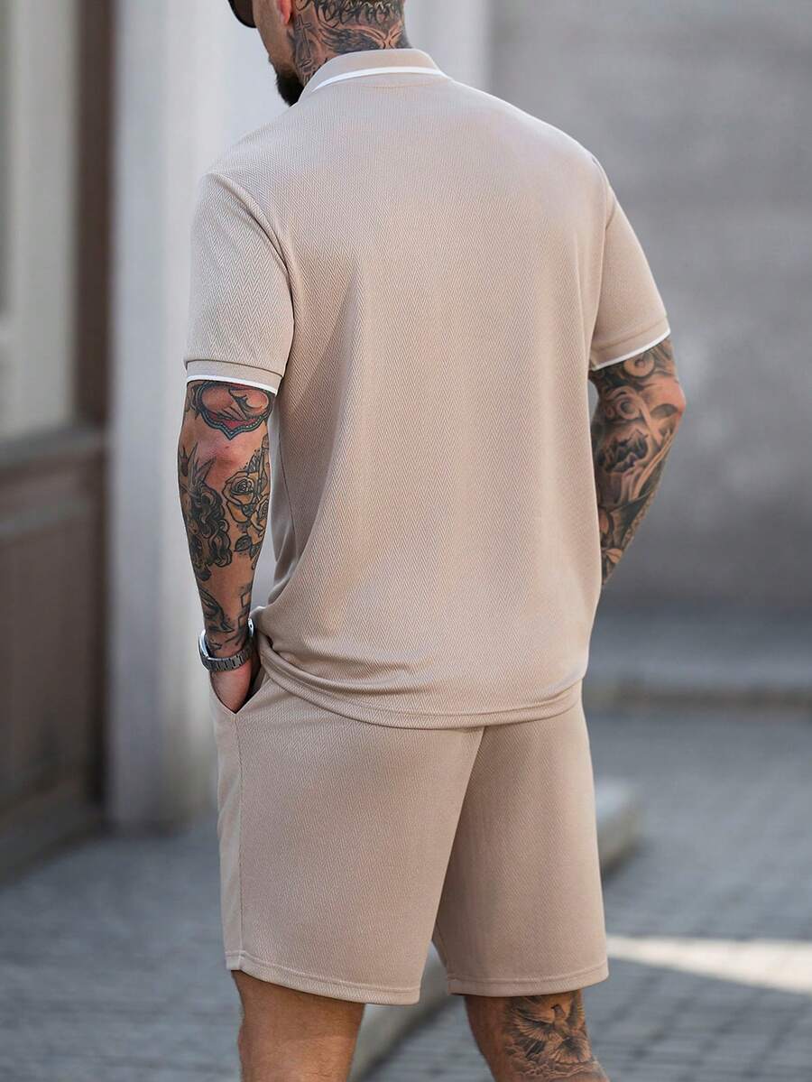 Beige heren polo & shorts set – minimalistische zomerset met relaxte uitstraling