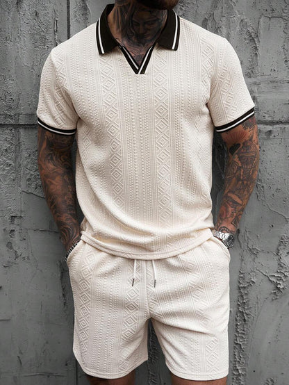 Beige heren polo & shorts set – minimalistische zomerset met relaxte uitstraling