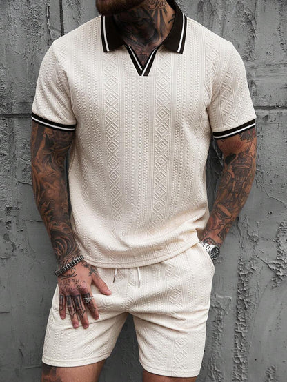 Beige heren polo & shorts set – minimalistische zomerset met relaxte uitstraling