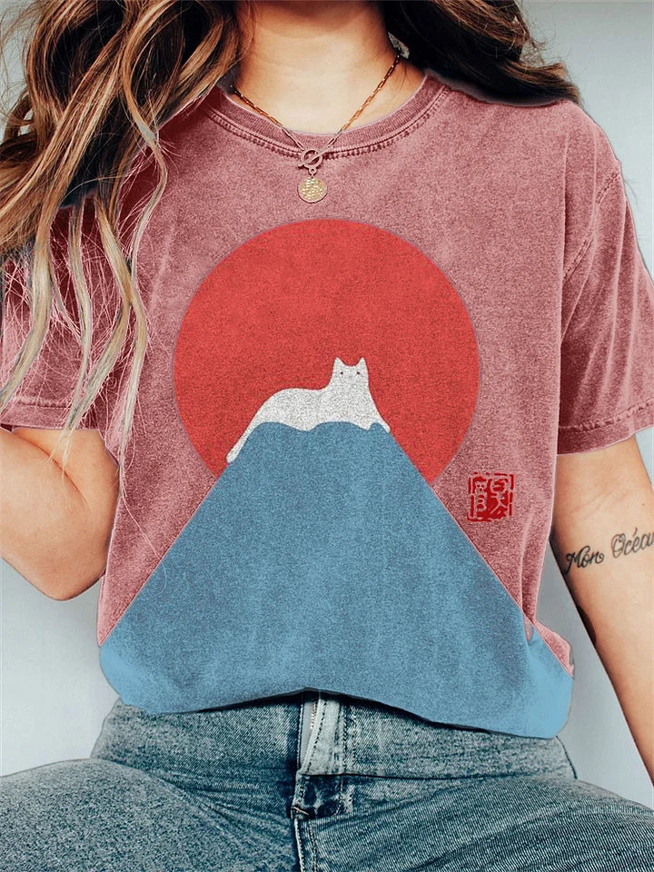 MAISA | Grafisch T-shirt met Kat & Bergprint