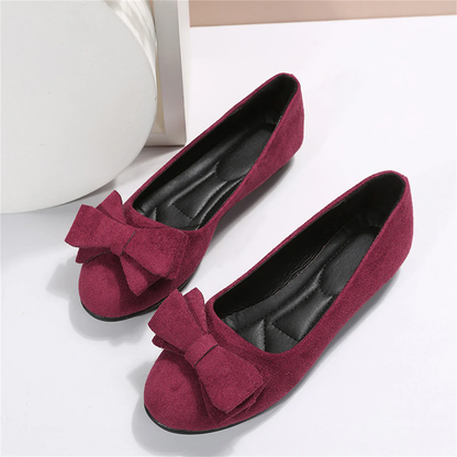 ALÉNIA | Suède ballerina met strikdetail en comfortabele zool 8
