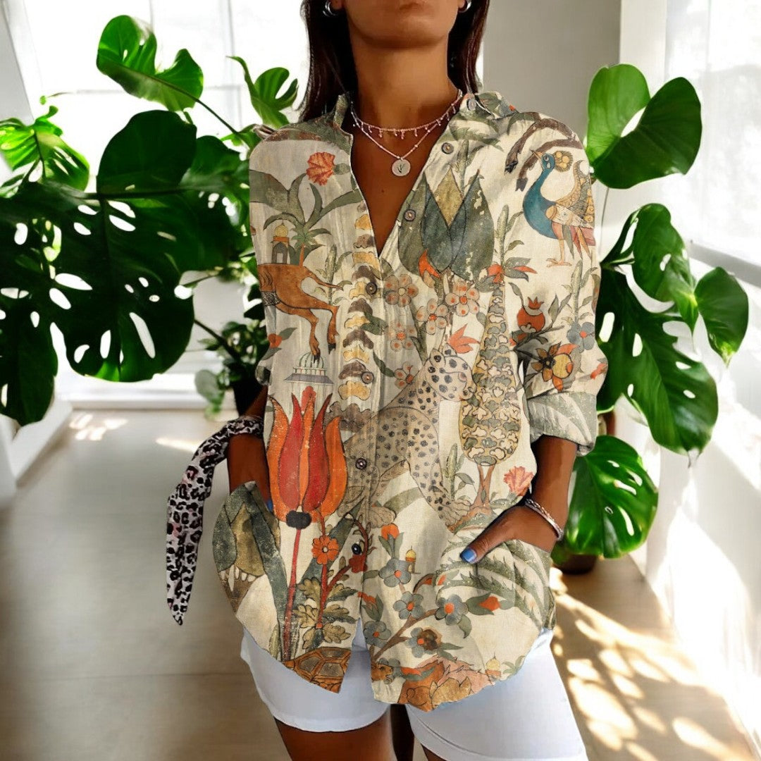 AYORA | Luchtige Blouse met Botanisch Dierenmotief 0