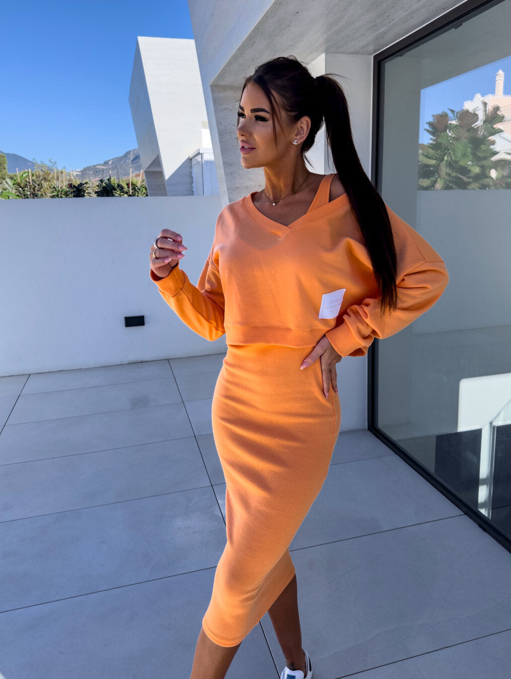 Ava Vrouwen Tweedelige Set | Elegante Midi Jurk met Sweatshirt 0