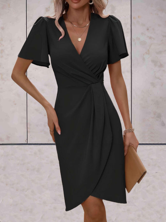 Elegante Wikkeljurk met Zwierige Mouwen | Slim Fit Cocktailjurk