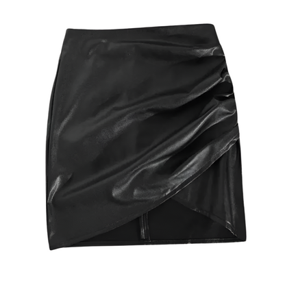 VALÉRIA | Asymmetrische imitatieleer rok met geplooide details