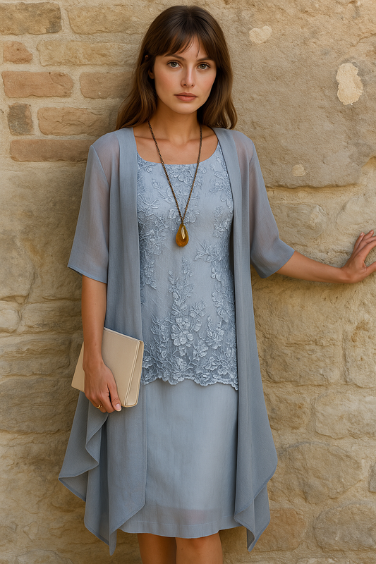NAYLA | Chiffon Jurk met Bijpassend Vestje in Luchtige Tweedelige Look