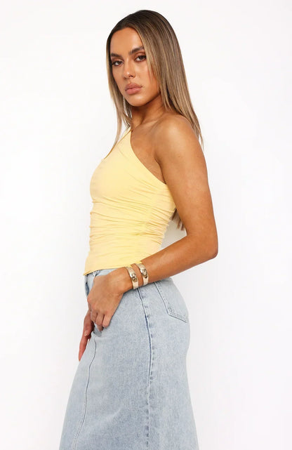 Saphira | Gedraaide One-Shoulder Top in Elegant Design