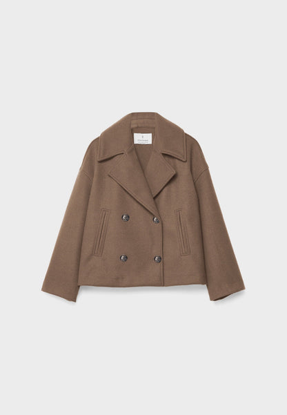 Chique korte damesjas met dubbele knopen | Cropped double-breasted mantel 9