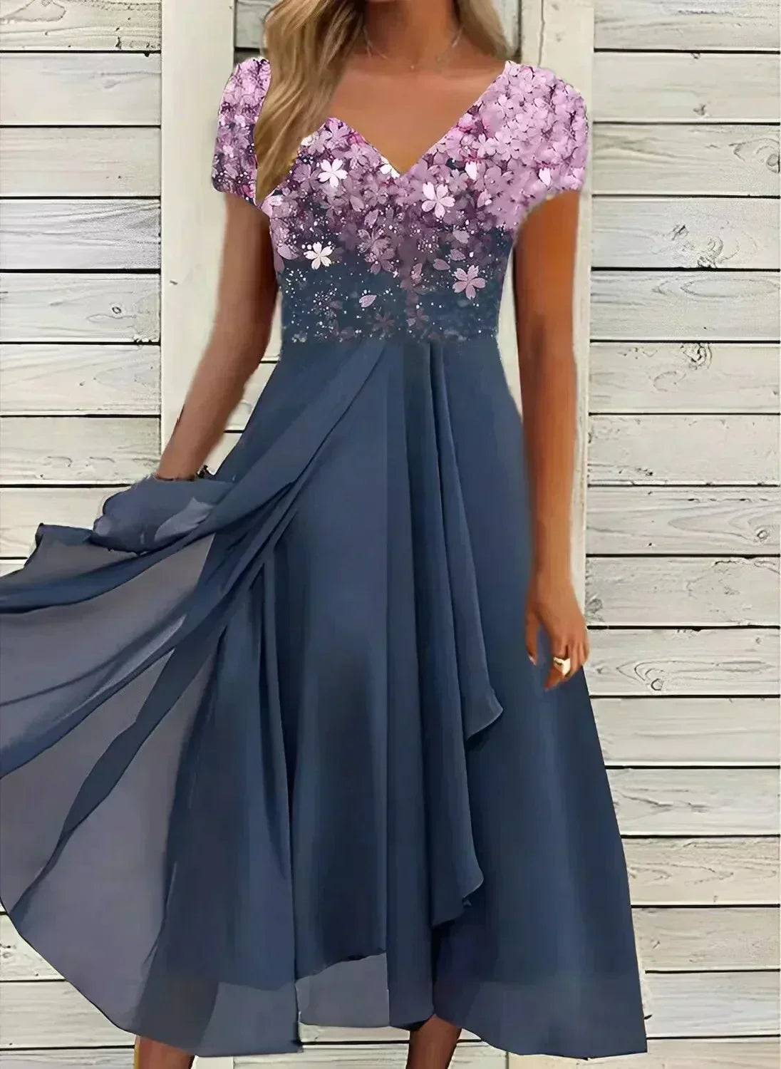 EVENY | Elegante Chiffon Feestjurk met Vloeiende Pasvorm 3
