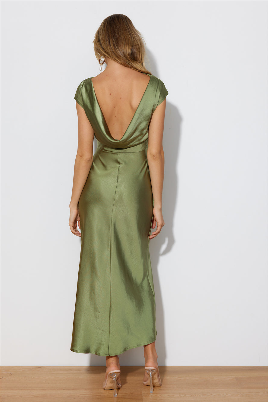 Elaria | Elegante Midi Avondjurk met Gelaagde Mouwen 4