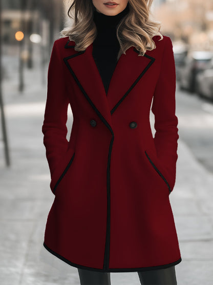Elegante Lange Winterjas Dames met Zwarte Details en Dubbele Knoopsluiting voor Stijl en Comfort